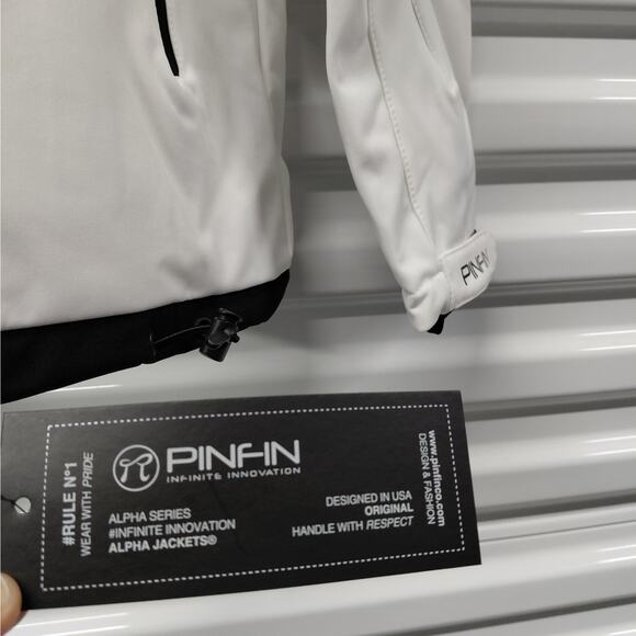 PinFin Womens Hooded Windbreaker Jacket Sz Medium White Outdoor Hiking Rain Coat - Picture 9 of 14